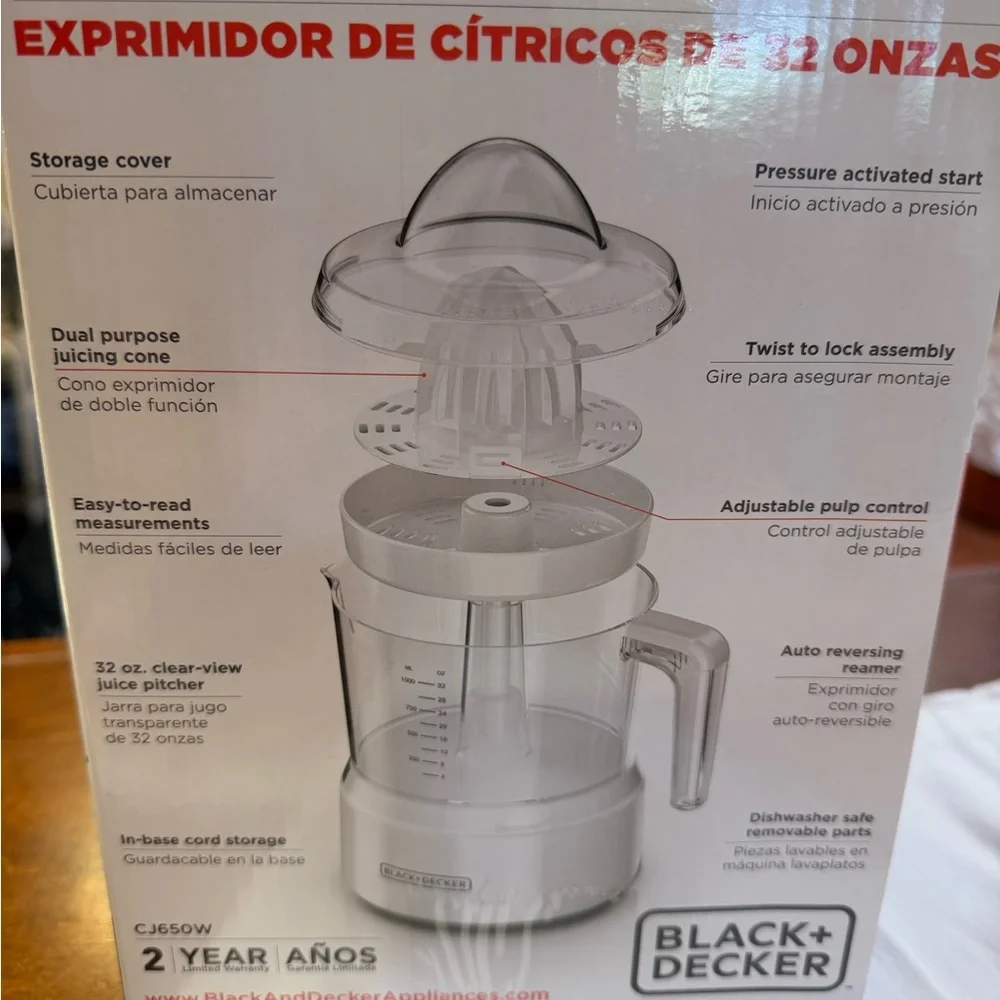 Black & Decker 32 oz. Citrus Juicer New in Box
